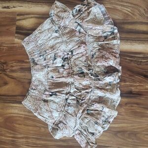 American Eagle fun nutral color skirt size small